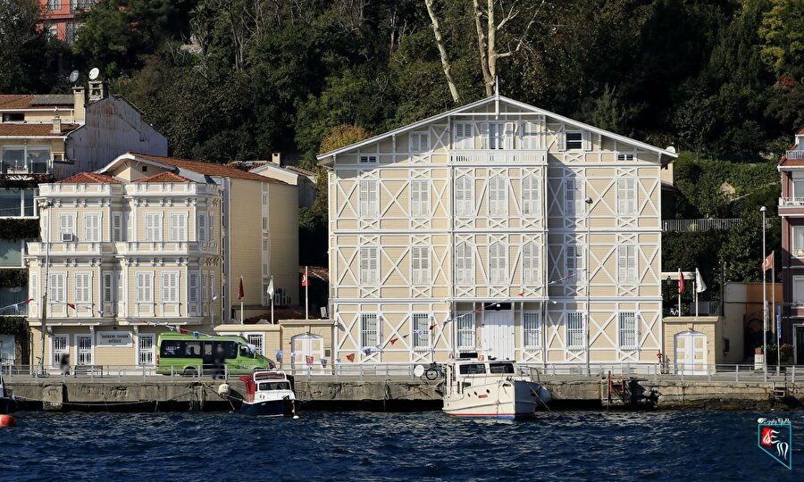 Yalılar 09: Büyükdere Azaryan Yalısı