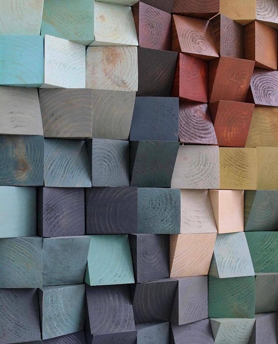 Timur Zagirov'un ahşap bloklarla yaptığı resimleri ✨