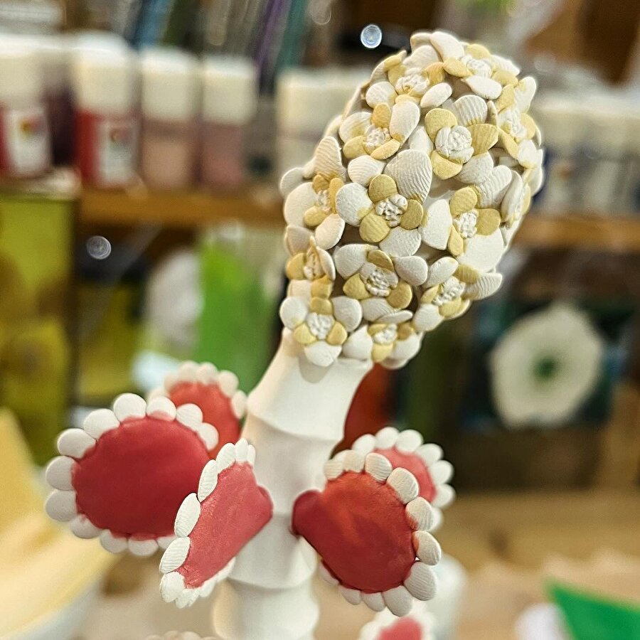 Kaori Kurihara'nın büyüleyici seramik dünyası: Doğadan ilham alan fantastik formlar ✨