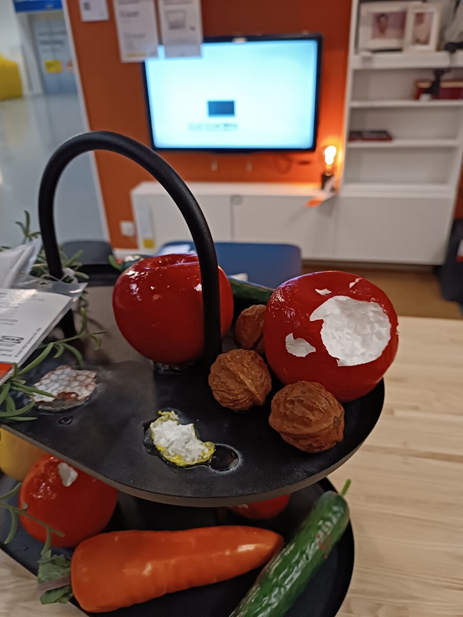 Açken sen sen değilsin