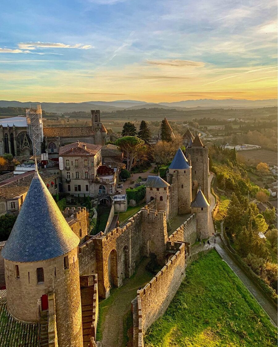 Yaşayan bir Orta Çağ şehri: Carcassonne 📍