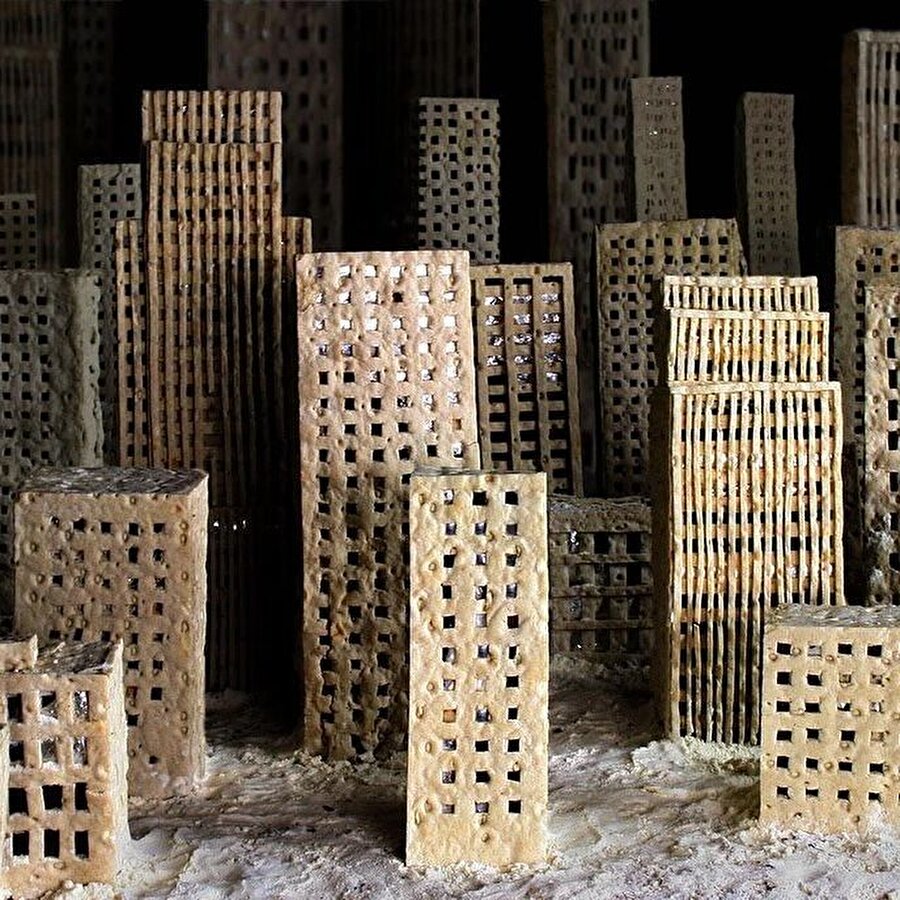 Ekmekten çürüyen şehirler.. 