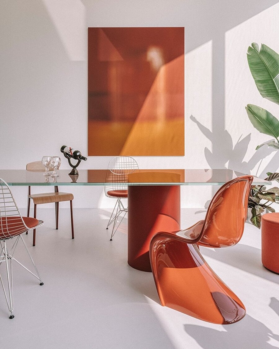  Sabine Marcelis dokunuşuyla yenilenen Panton Chair