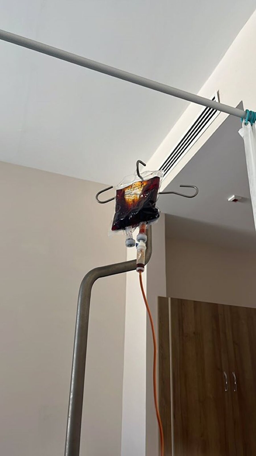 Iced Americano yeterli gelmeyince kızlar