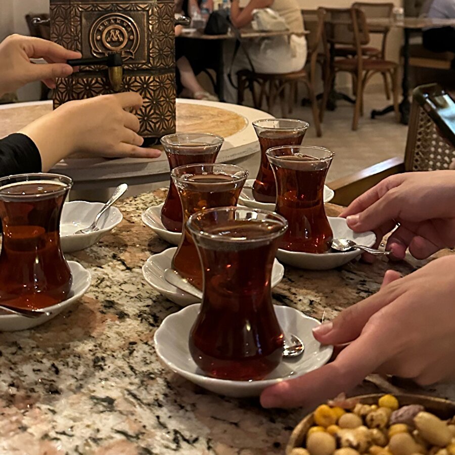 Semaver çayı kırmızı çizgimizdir