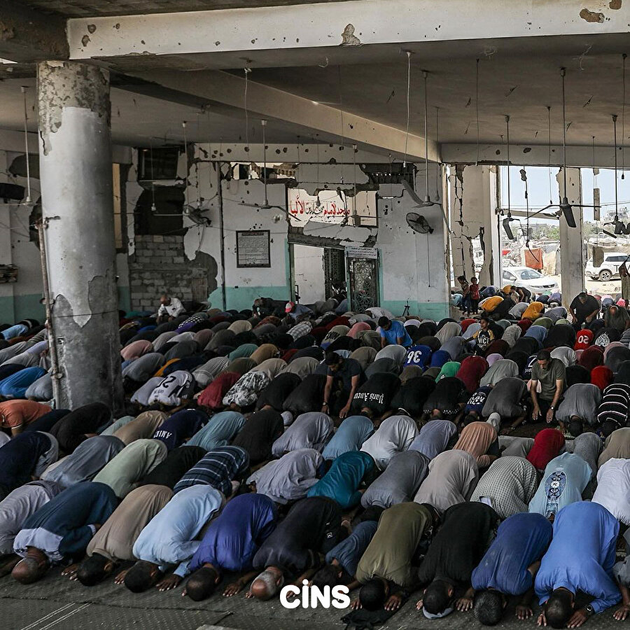 Gazze'de bir Cuma vakti