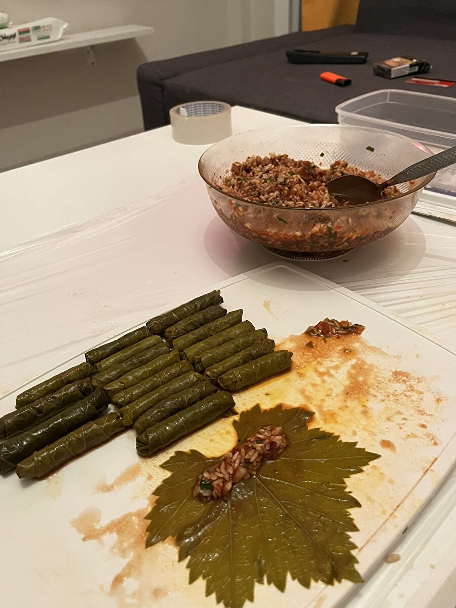 Sonunda salçadan haberdar olan bir insan