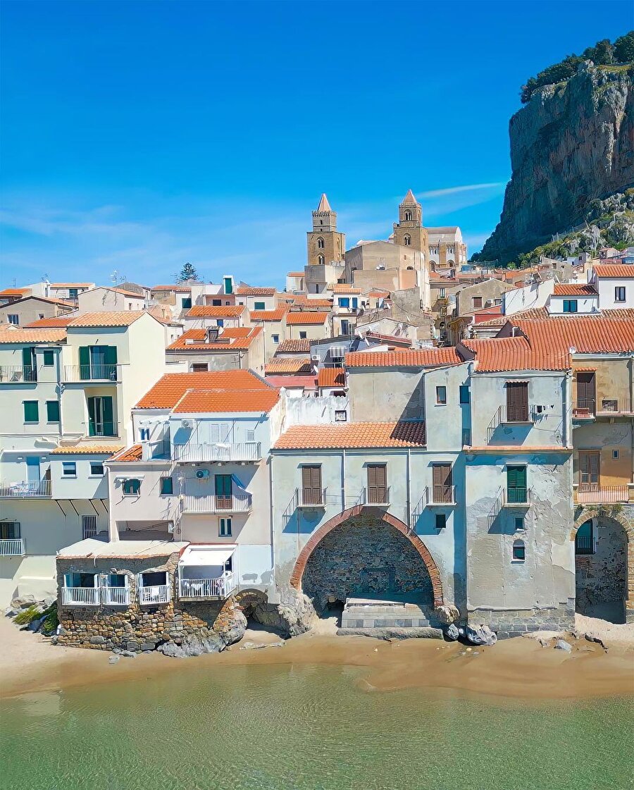 Sicilya’da bir sahil kasabası: Cefalu 📍