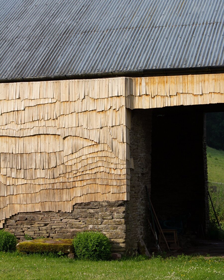 17.yüzyıldan kalma ahırın cephesinde sıra dışı yenilenme