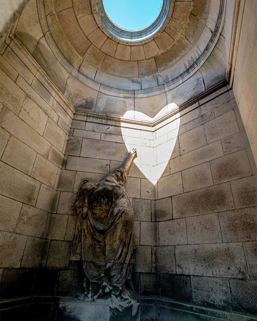 Bir aşk hikayesinin anımsatıcısı Evrard'ın defin şapeli 🧡