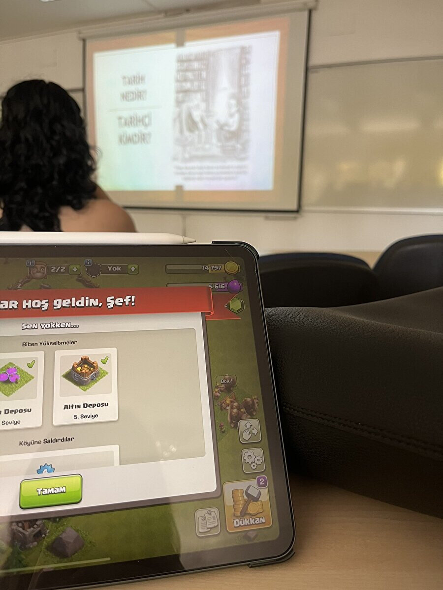 Hocam aciliyeti yoksa mola verebilir miyiz? Köyüm saldırıya uğradı da