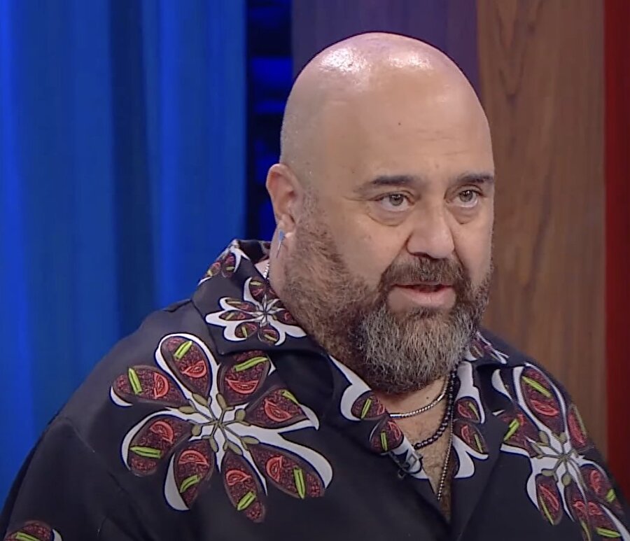 Karnıyarıklı gömlek... Bambaşka bir tarz