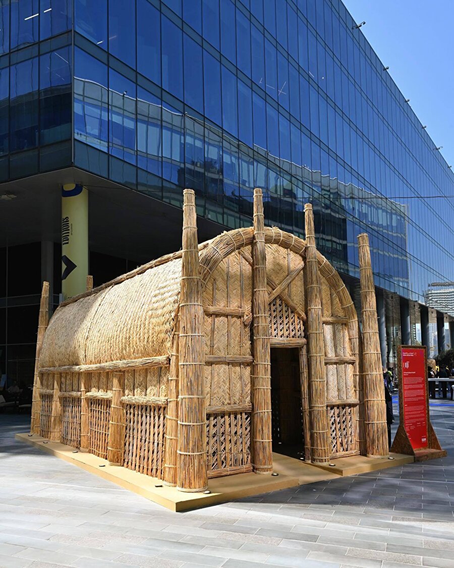 Dubai tasarım haftasında dikkat çeken pavyon: Absent Mudhif