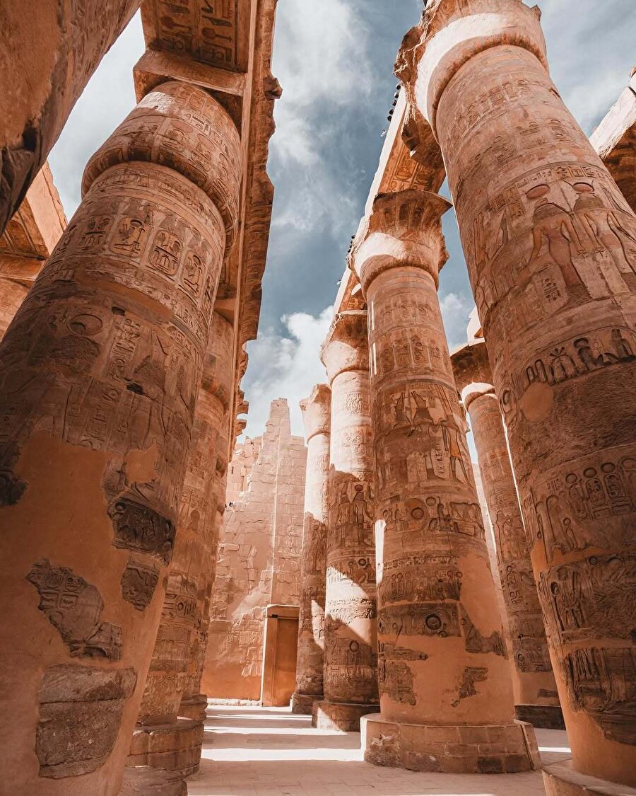 Yapımı 2000 yıl süren tapınak: Karnak Tapınağı 📍
