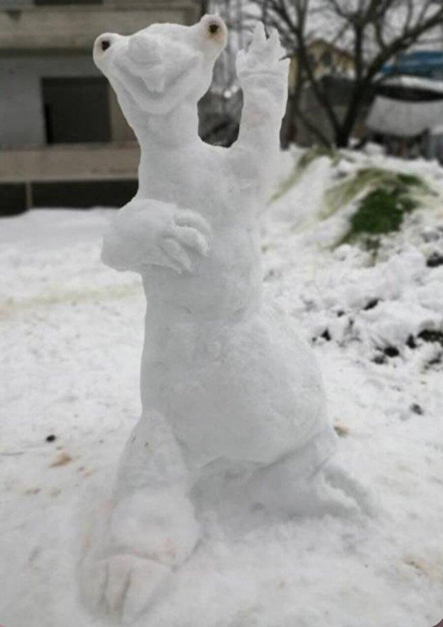 Ülkece heykeltraşa dönüştük