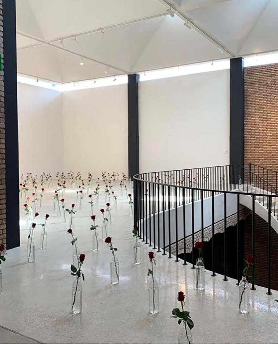 Fizikselliğin sınırlarını aşan eserler  🌹