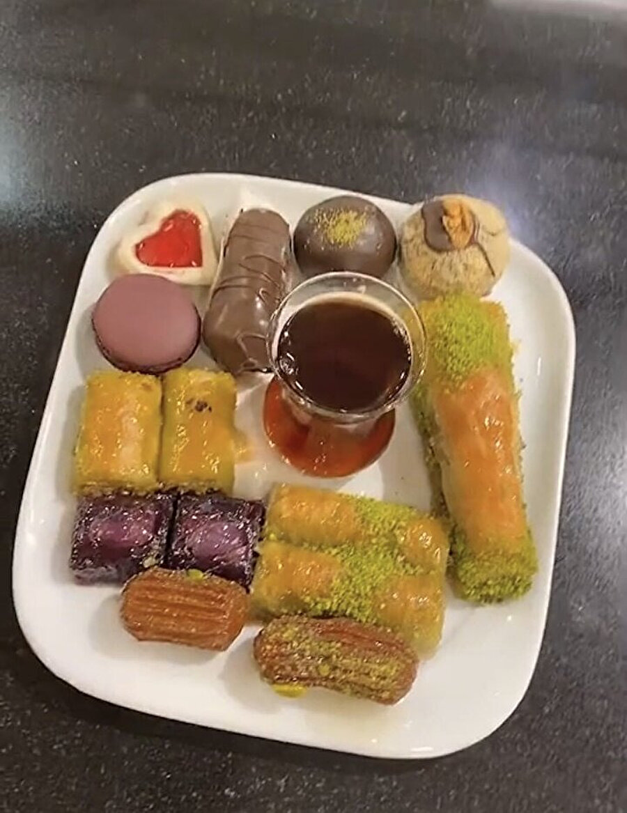 Çayı şekersiz içenlerin tabağı