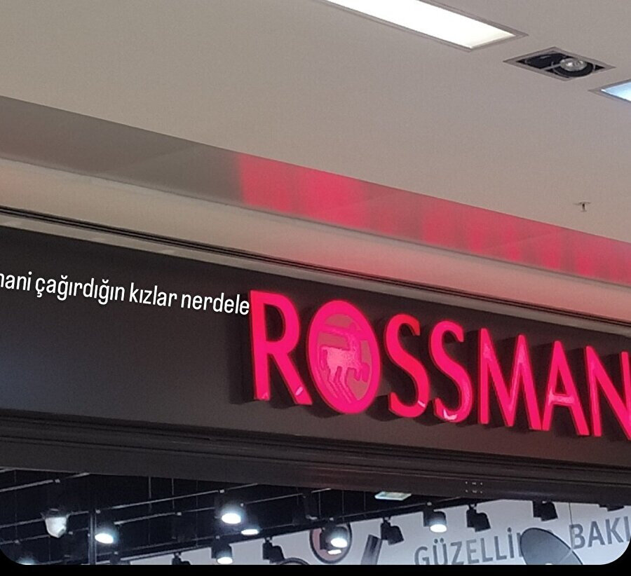 Herkesin espri seviyesine laf ettikten sonra yaptığım espri