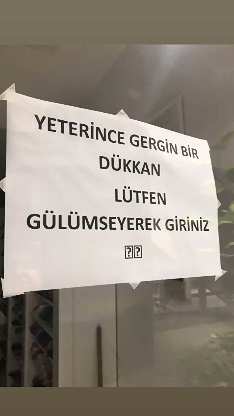 Şu uyarıyı asıp gezeceğim