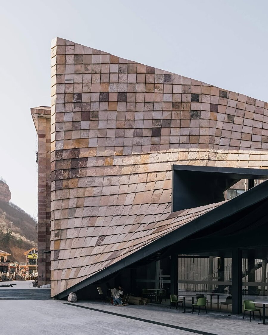 Taihang Dağları Eteğinde Bir Müze Yapısı