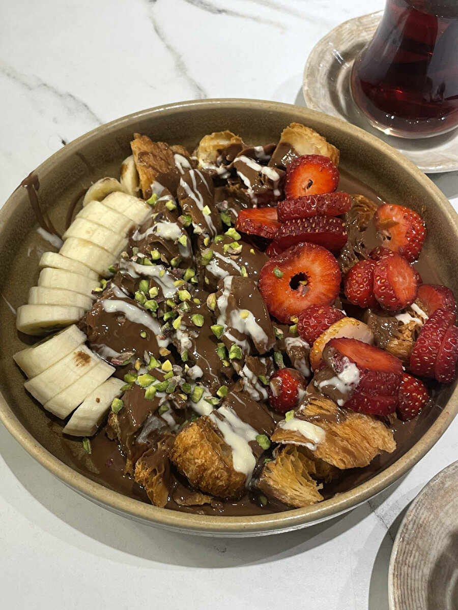 Çayı şekersiz içtiğim gün yanına hazırladığım tabak