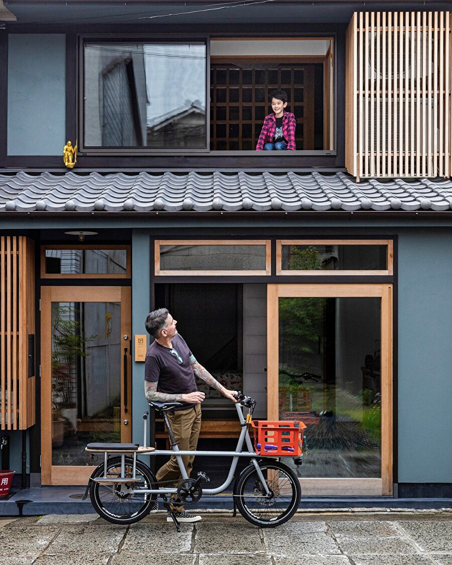 Geçmişle Gelecek Arasında İnşa Edilen Bir Ağ; Spider Hollow