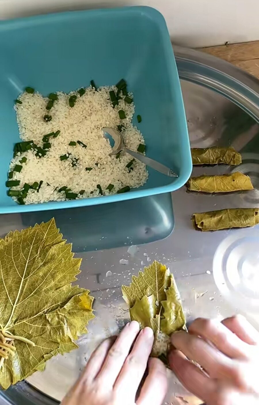 Yalvarırız biri ülkenin üzerine salça fırlatsın