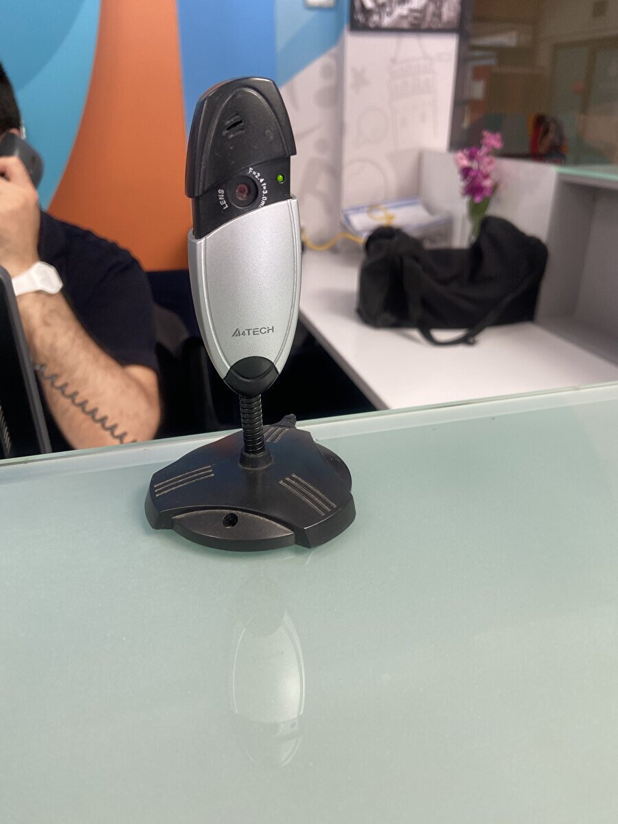 Eski bir dost ile karşılaşmak