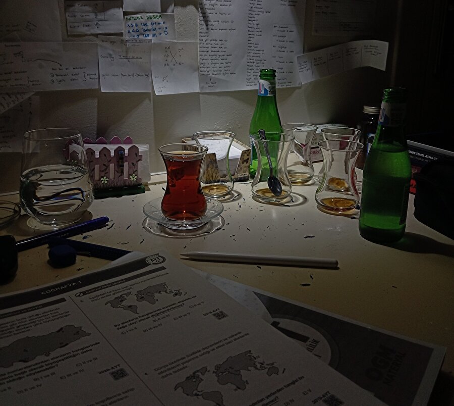 Anne ne bileyim bardaklar nerede?