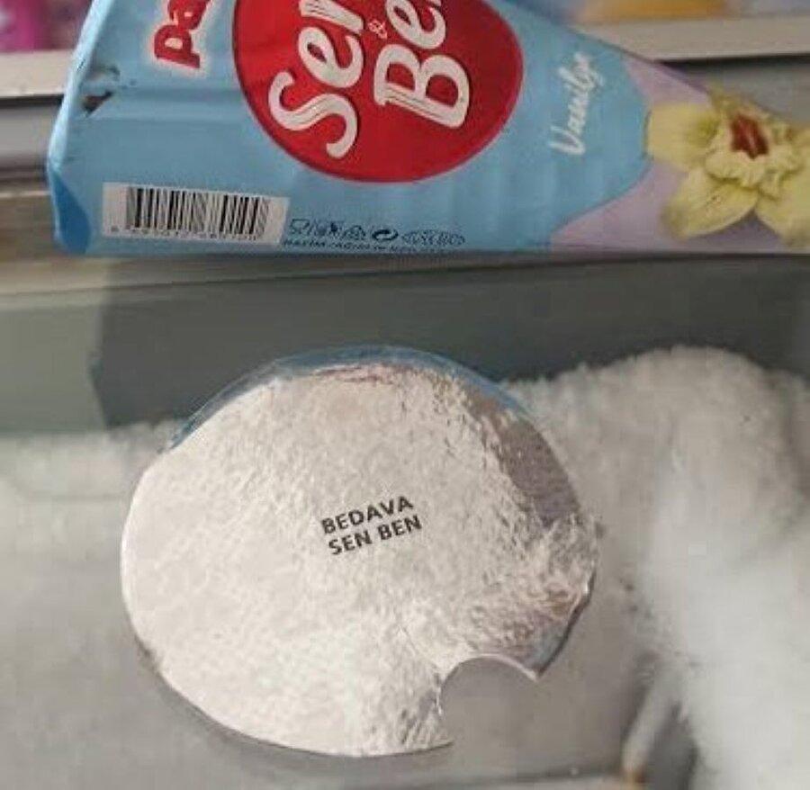 Belli etmesem de hala aklımda bir yerlerdesin