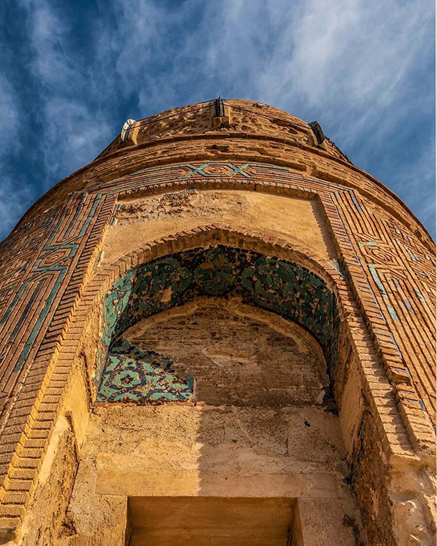 Tarihe iz bırakan anıt: Zeynel Bey Kümbeti 📍