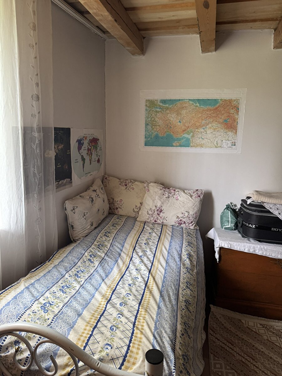 Şurada çekeceğimiz bir uykuya ihtiyacımız var