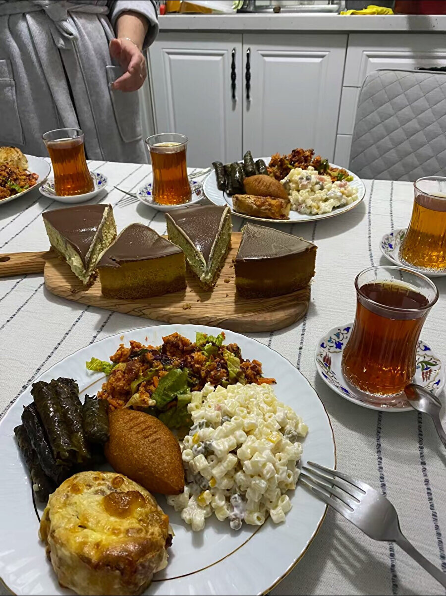 Hayalini kurduğumuz o masa