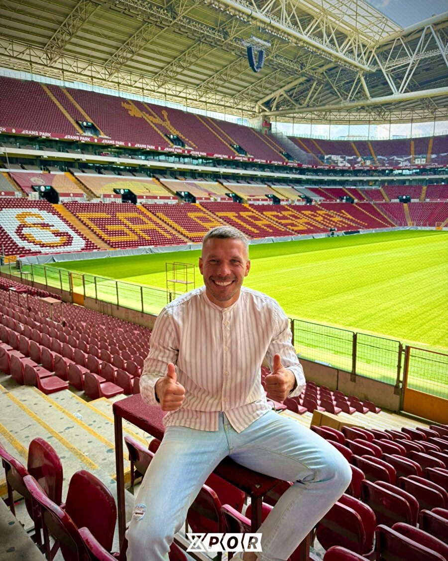 Podolski, RAMS Park’ta