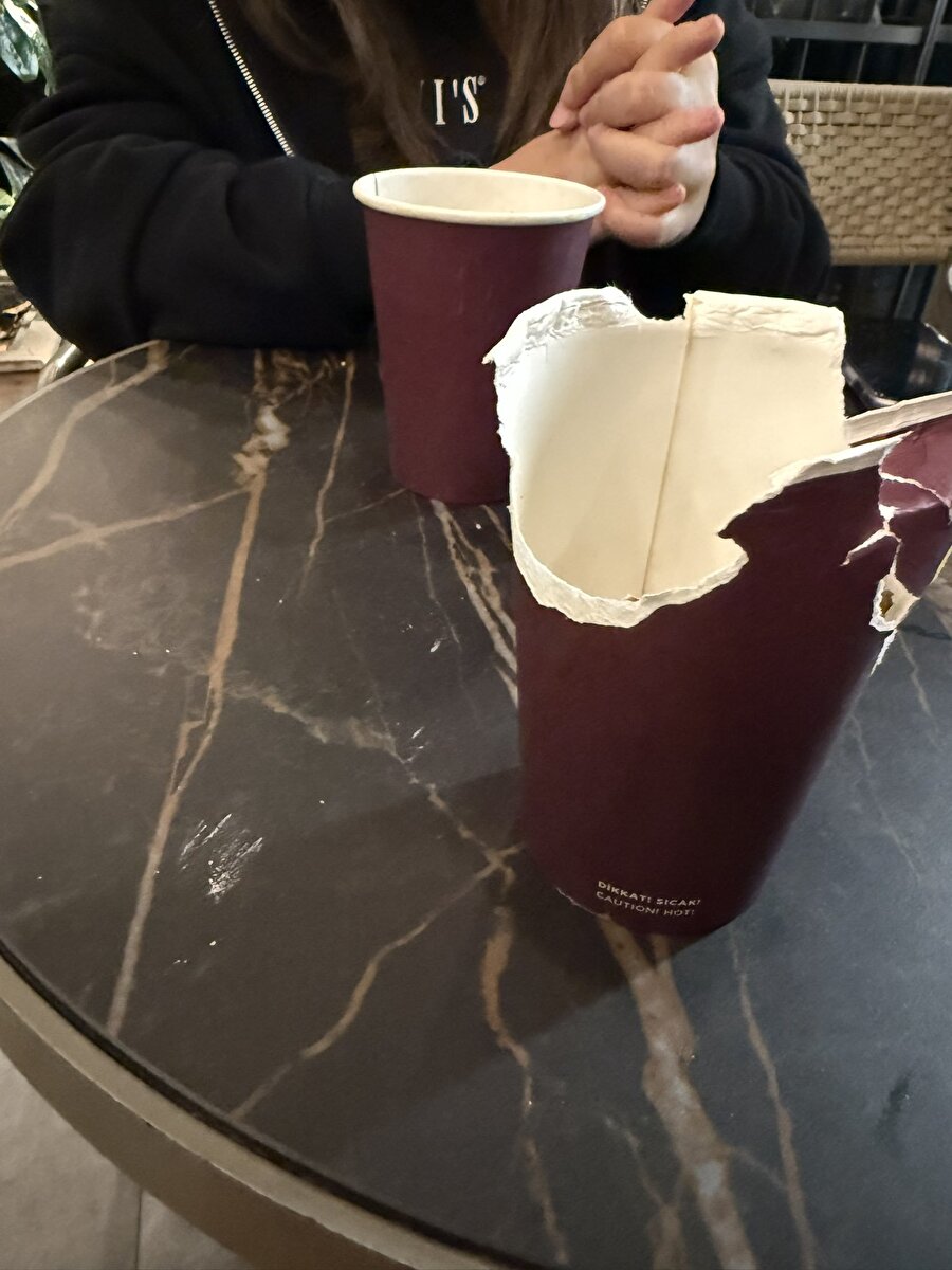 Arkadaş grubunda ruhsal sıkıntıları olan o kişi