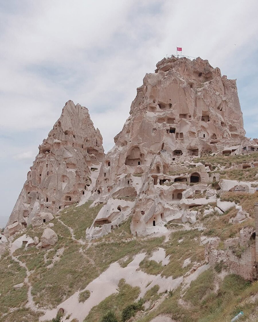 Uçhisar Kalesi: Kapadokya’nın Zirvesi ✨