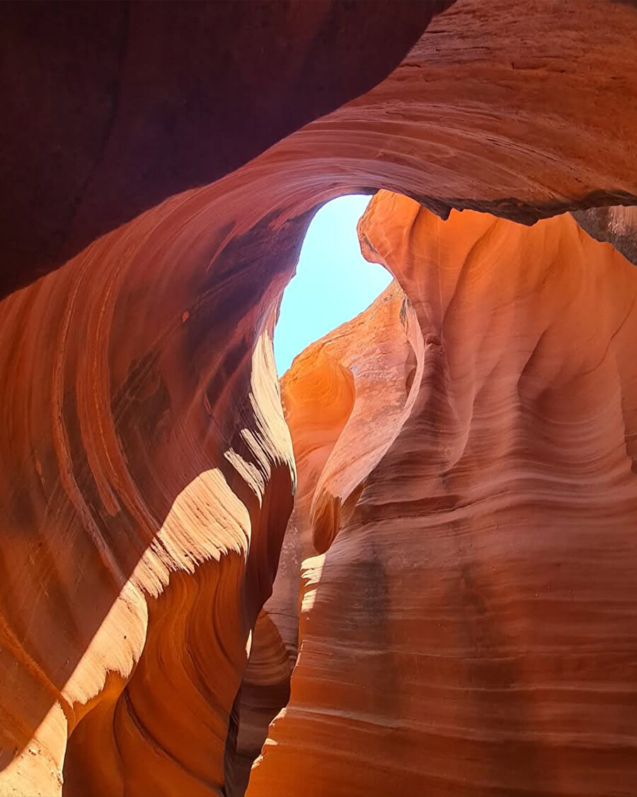 Arizona Çölü’nde doğanın oyduğu bir sanat eseri: Antilop Kanyonu ✨