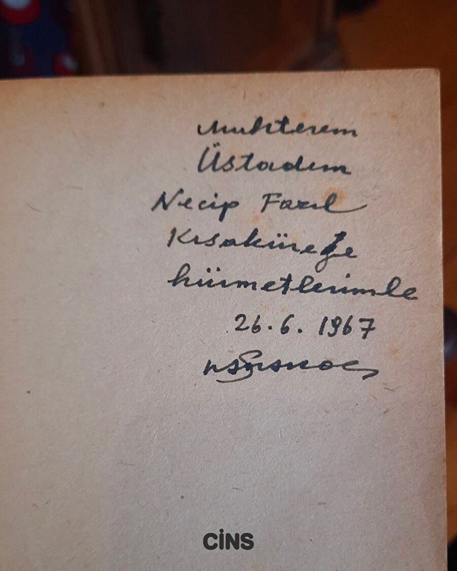 Sezai Karakoç'un Necip Fazıl'a hediye ettiği imzalı kitap 