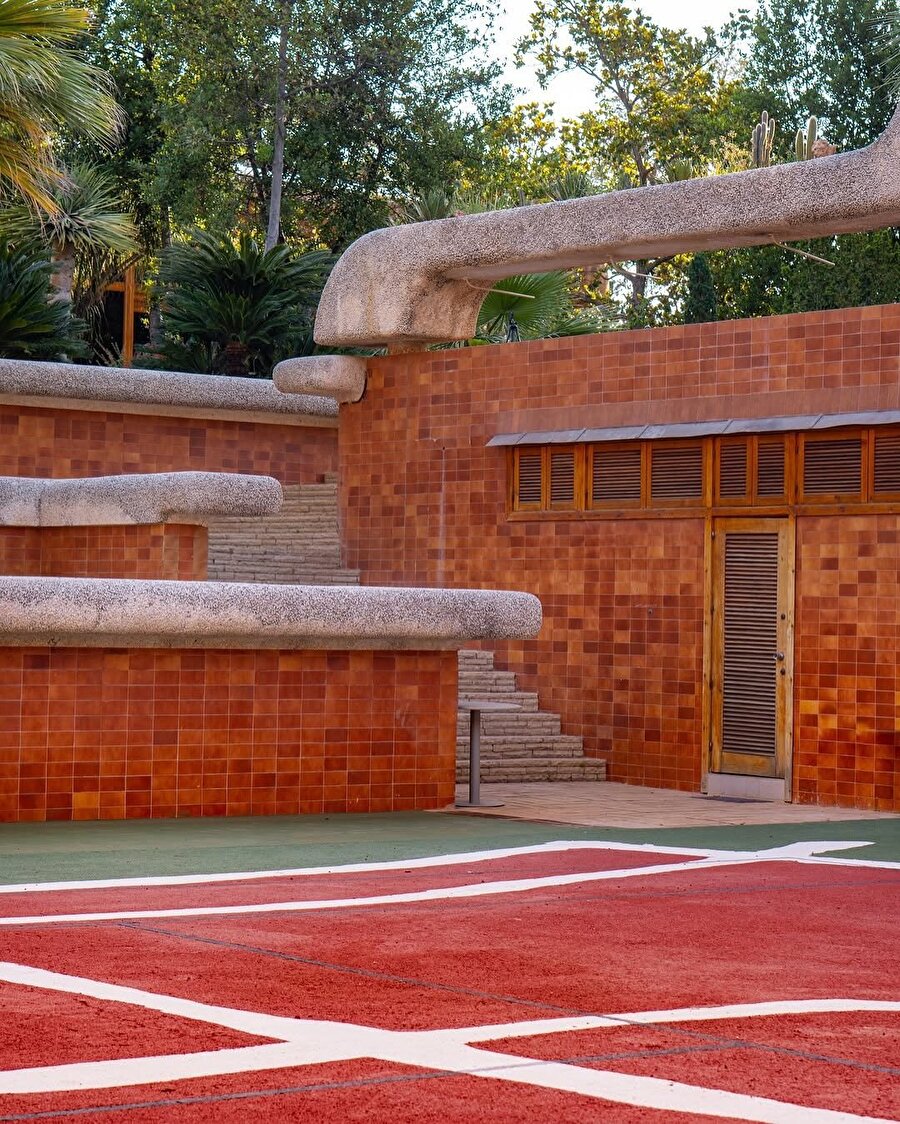 Ahşap işçiliğiyle öne çıkan tasarım: Terabe Guest House