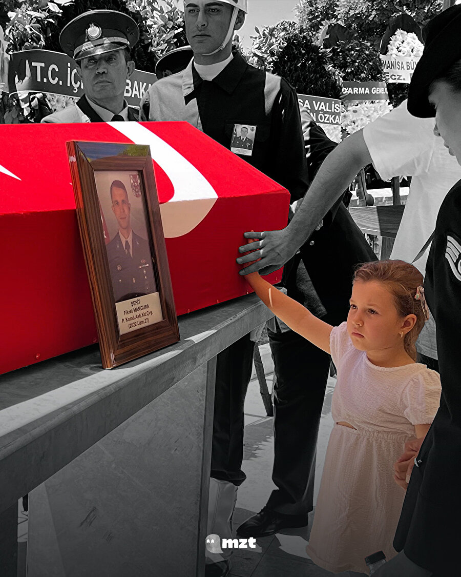Şehidimiz Fikret Mangura’nın 6 yaşındaki kızı Deniz Ece babasını son yolculuğuna uğurladı