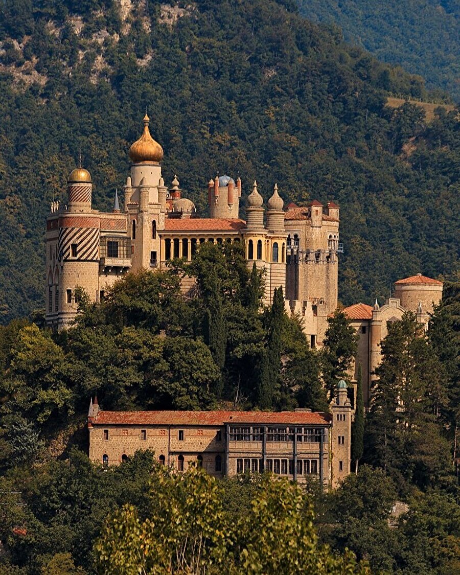 Rocchetta Mattei: Eklektik Mimari, Tıbbi Deneycilik ve Simgesel Kurgu Arasında Bir Yapı