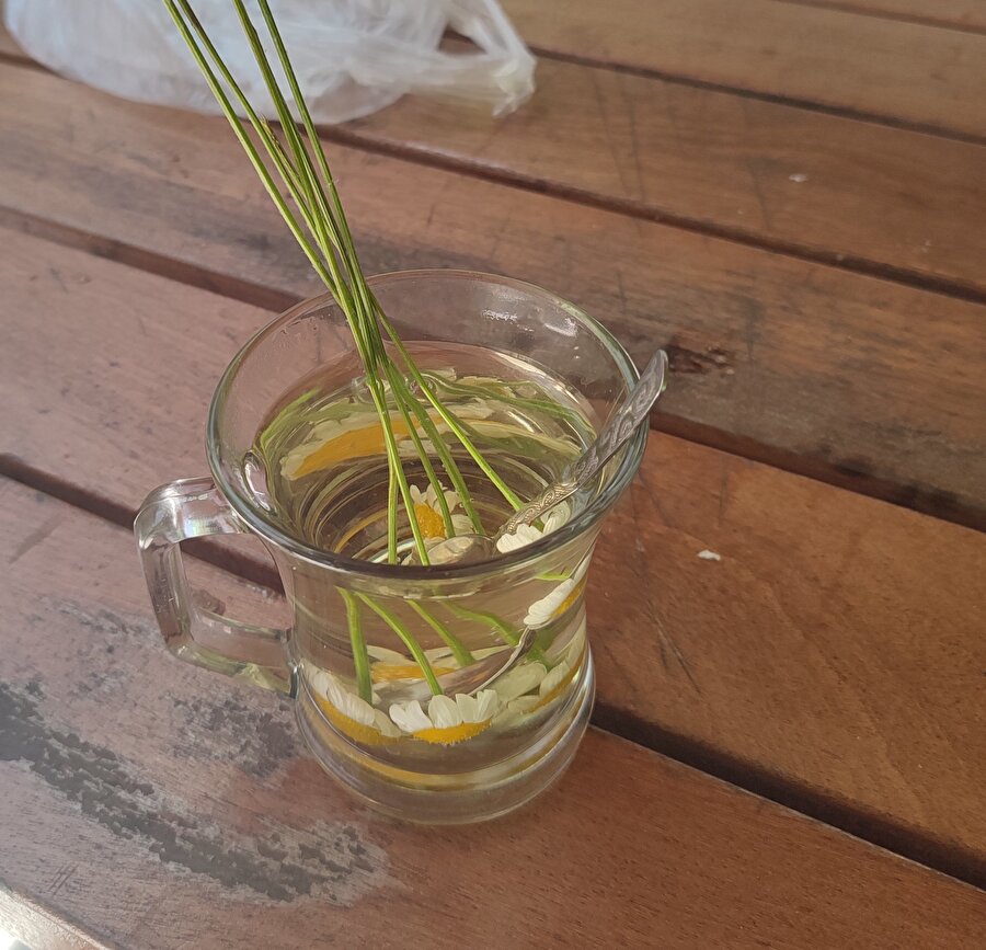 Çok emin olamadık ama sanki böyle demlenmiyor gibi