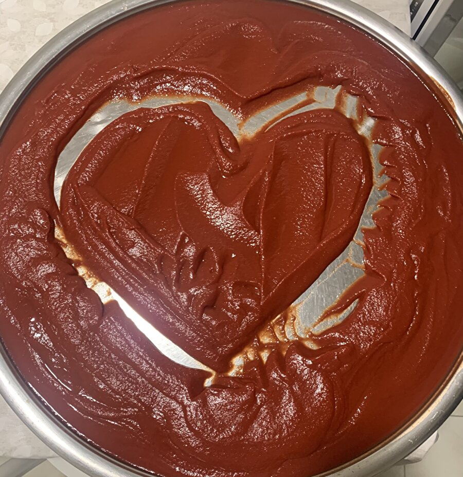 Favlayan bu yıl içerisinde salçalı bir kısır buluyor