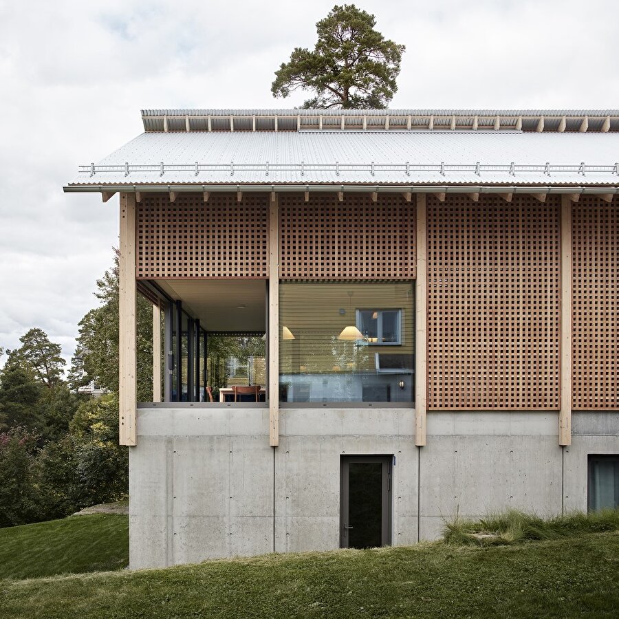 Eğimli Arazide Katmanlı Bir Yerleşim: Villa Solveien