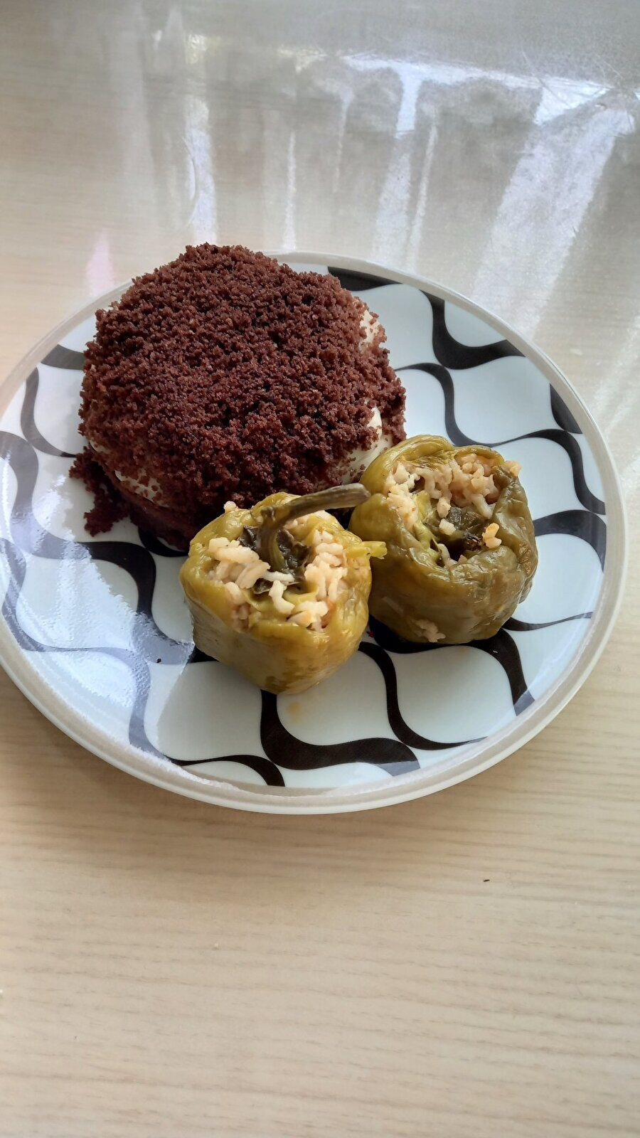 Salçasız dolma görsellerine hassas içerik uyarısı gelmeli