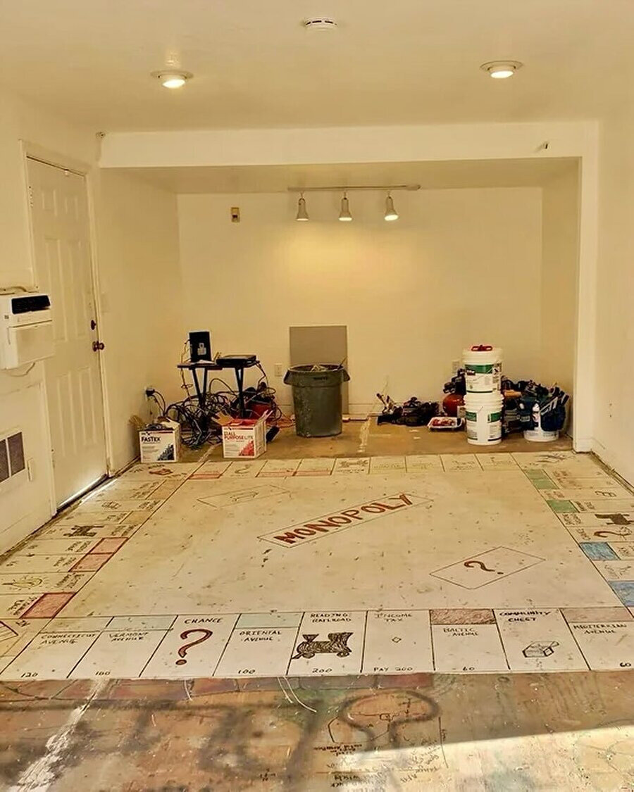 Şurada Monopoly oynamaya ihtiyacımız var