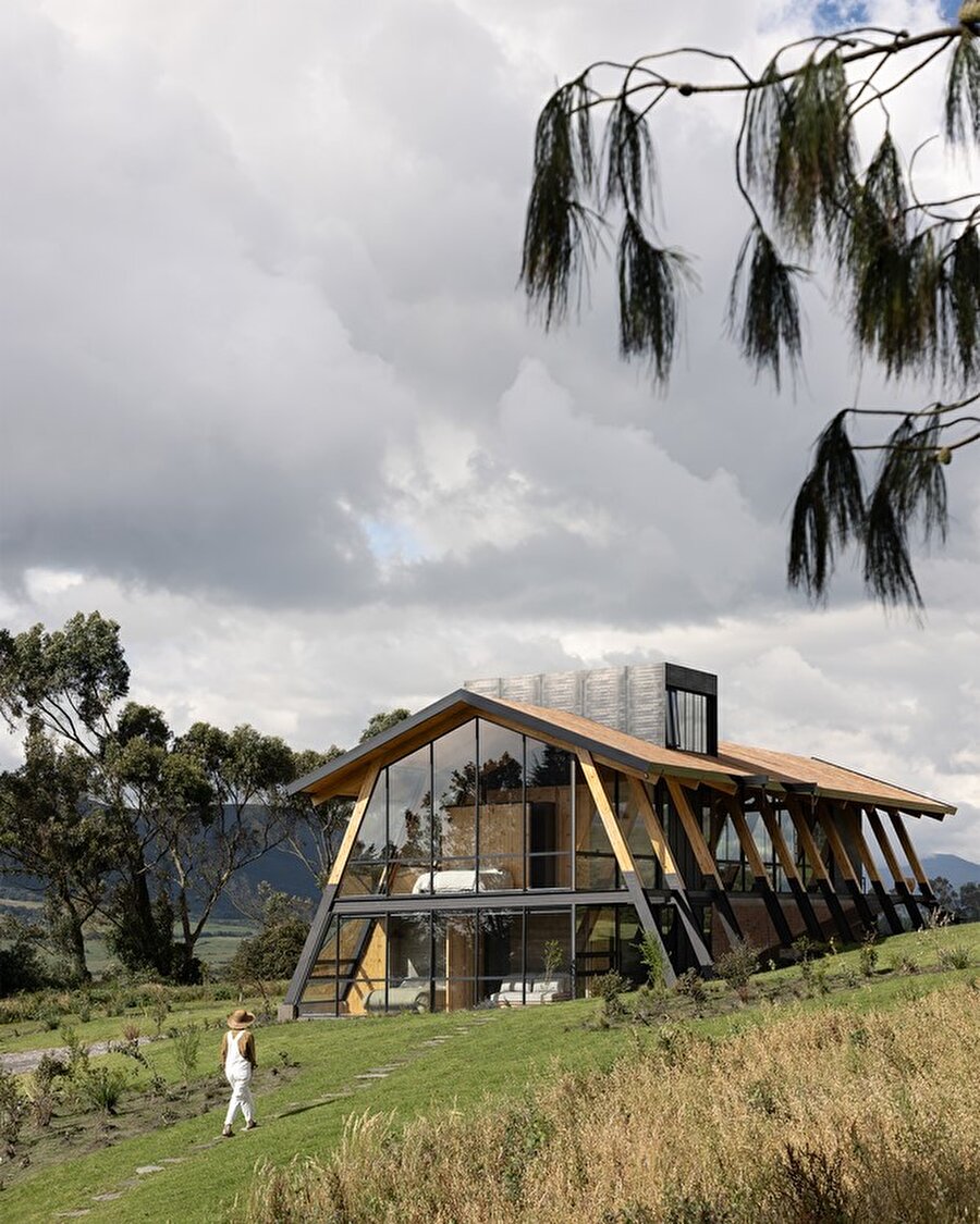 3 bin 400 metrede inşa edilen La Miradora House