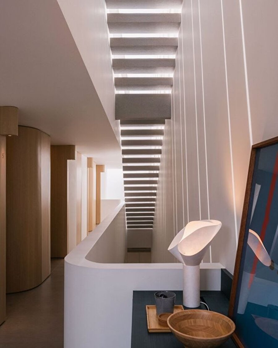 Isso Architects, Cakarta’da kıvrımlı formlara sahip bir konut tasarladı