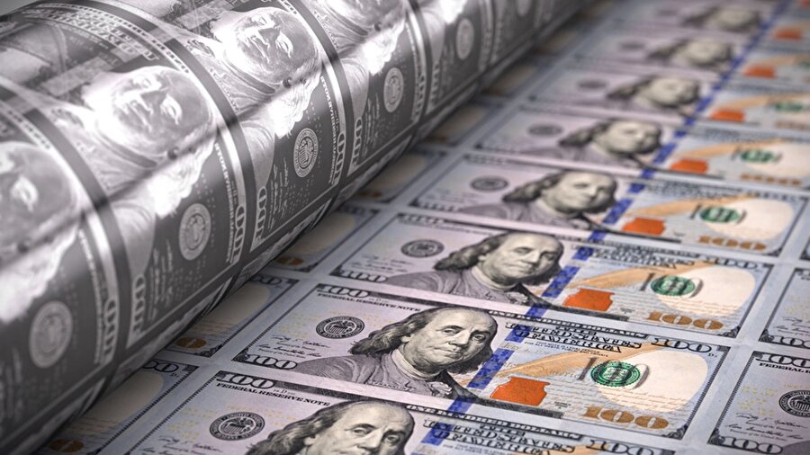 Cevapların çoğu B ise:
PARA YAŞIN 50+ Güven senin için en büyük değer. ‘Ev alma, komşu al’ döneminden gelme refleksler var. Emeklilik için daha çok garanti gelir arıyorsun. Uzun yıllar aynı işte kalma, riskten kaçma eğilimin daha yüksek.