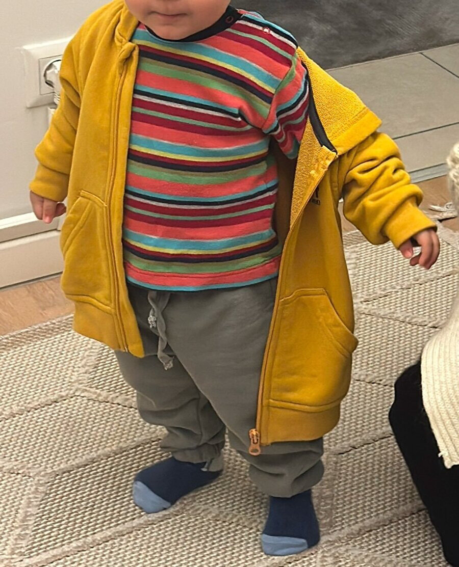 Hasret kalmıştık bebek gibi giydirilen bebeklere